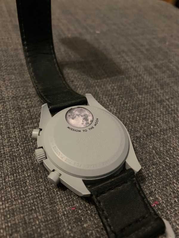 Zegarek SO33M100 – Omega x Swatch i Księżyc