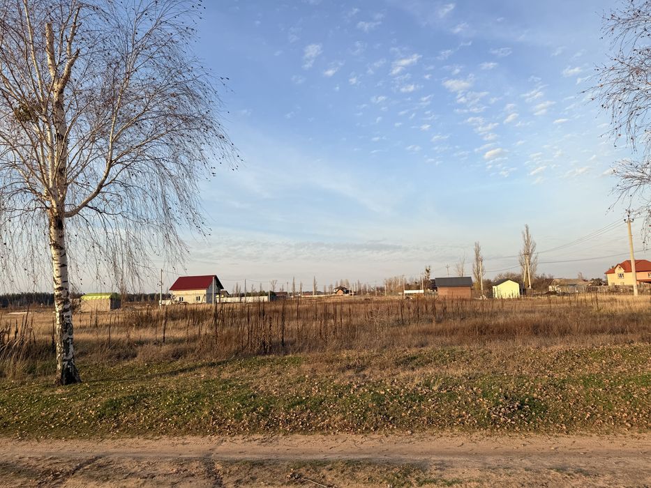 22 сот біля канала з рибою газ в 5 метрах до столиці 25км біля моря