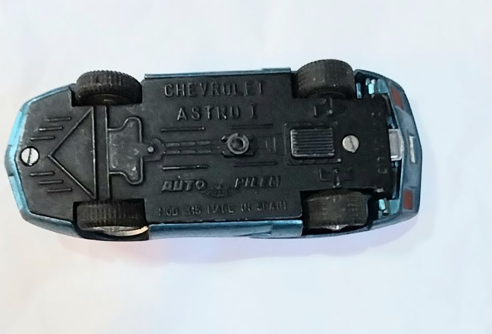 Miniatura antiga Auto Pilen Chevrolet Astro esc.1/43