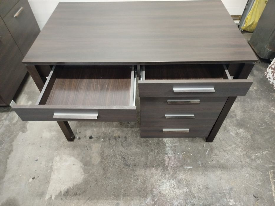 Zestaw mebli Wenge (biurko, komoda, szafka)