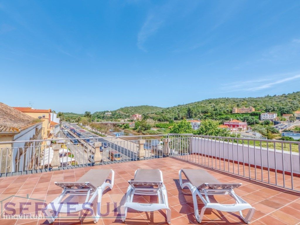 Apartamentos novos em condomínio com Terraço e Piscina, Inseridos n...