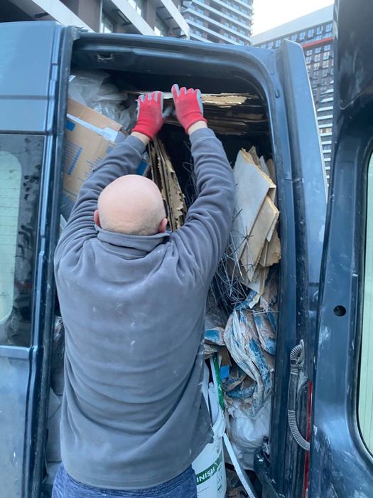 Вивіз мусора хлам бой мебель гілки