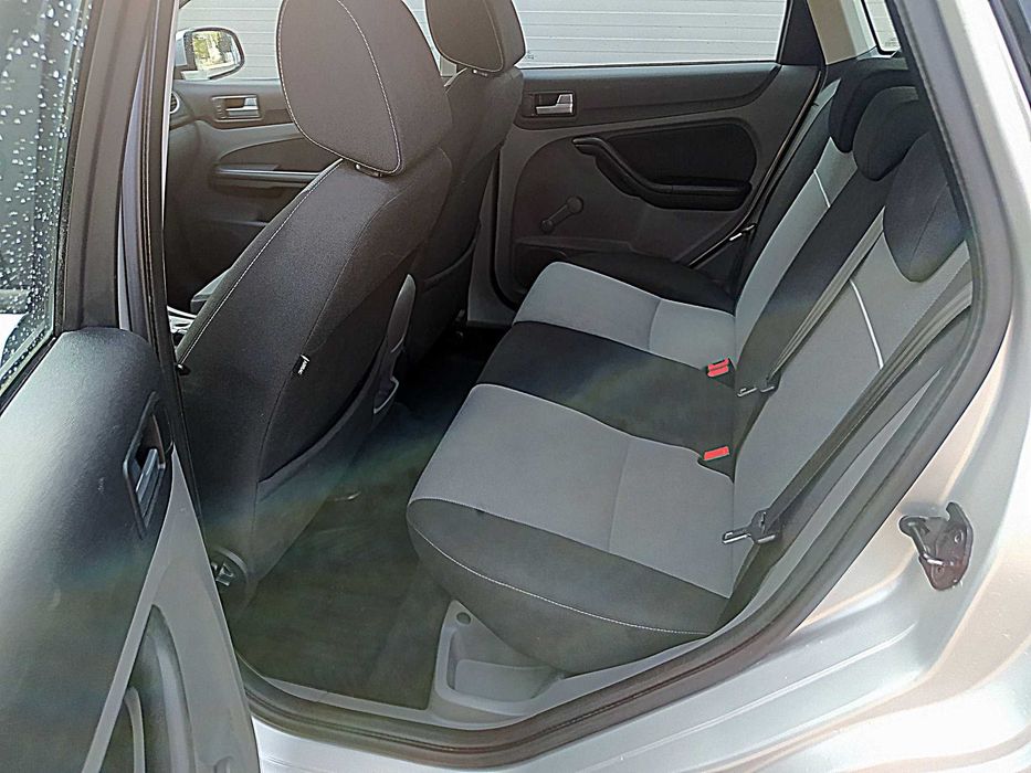 FORD FOCUS KOMBI LIFT 2010R 1.6 DIESEL Xenon Zimówki  Sprowadzony