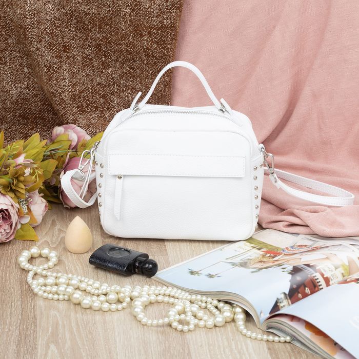 VERA PELLE torebka damska skórzana listonoszka z paskiem V167 biała