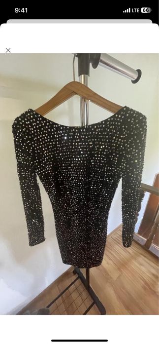 Продам святкову сукню чорного кольору