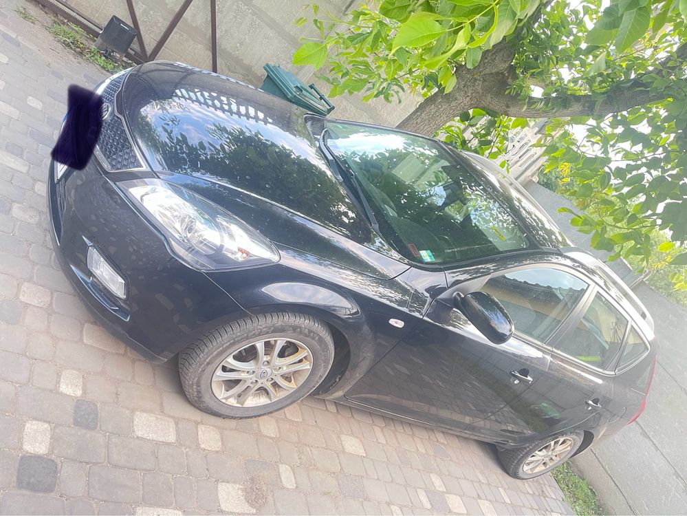 Kia seed универсал 2012 год