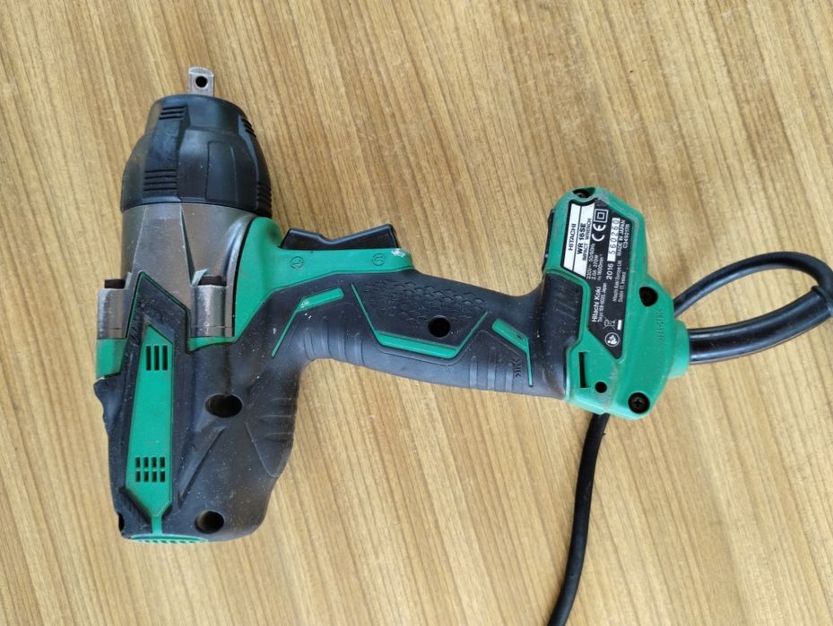 Młot pneumatyczny do opon