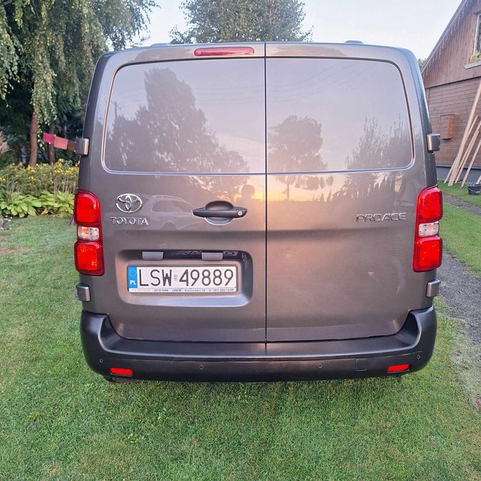 Toyota Proace niski przebieg