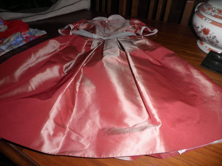 Vendo Vestidos que dá para casamentos festas eventos