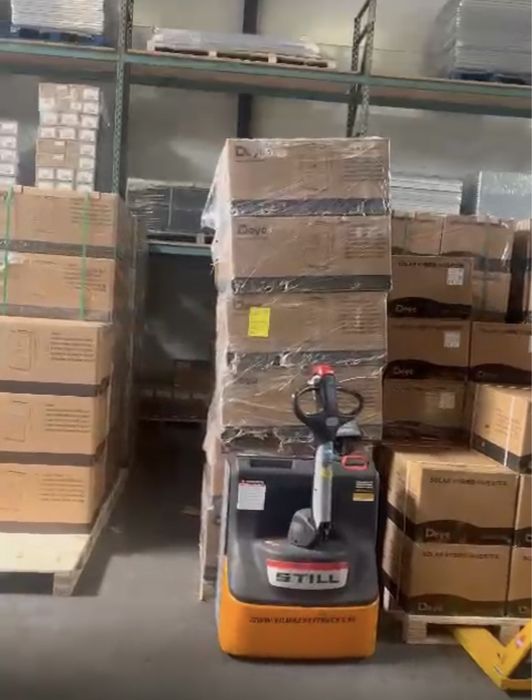 КРЕДИТ! Акумулятор Deye, інвертори 6,10,12 квт! В НАЯВНОСТІ!