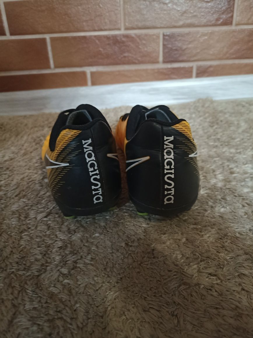 Бутси Nike Magista