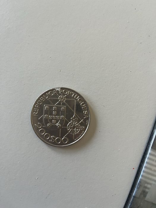 Moeda 200$00 - América Novo Mundo de 1992