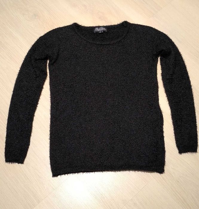 Czarny sweterek damski XS Chillin