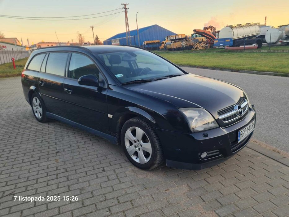 OPEL VECTRA sprawna z opłatami 2004r