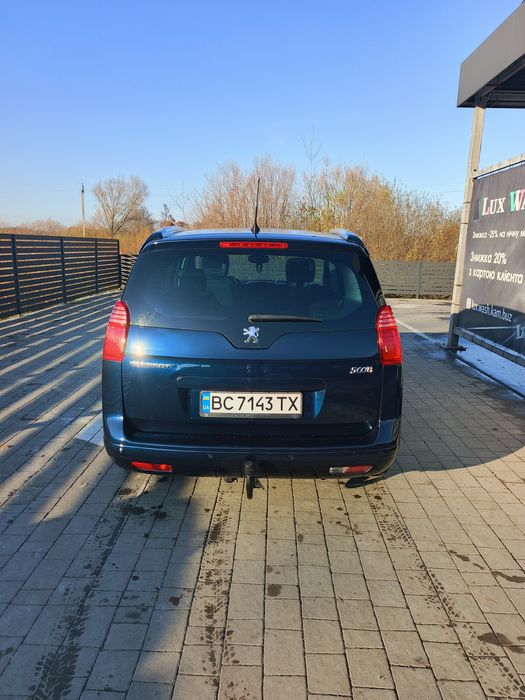 Терміново!!! Продам Peugeot 5008