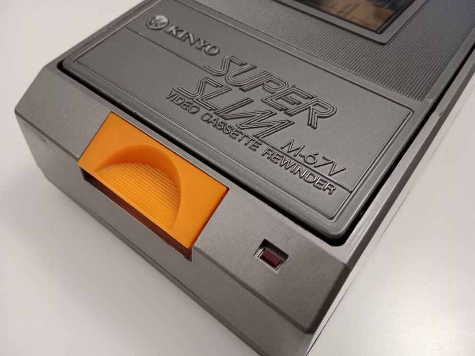 Przewijarka VHS KINYO super slim M-67V.