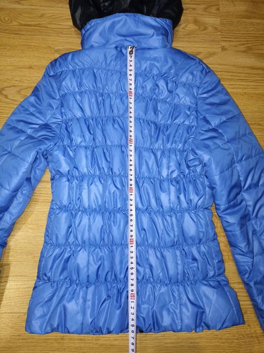 Продам демісезонну куртку