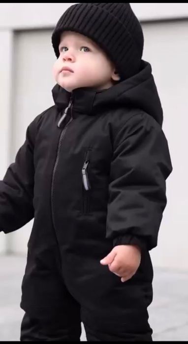 Продам зимовий комбінезон на хлопчика розмір 80-86