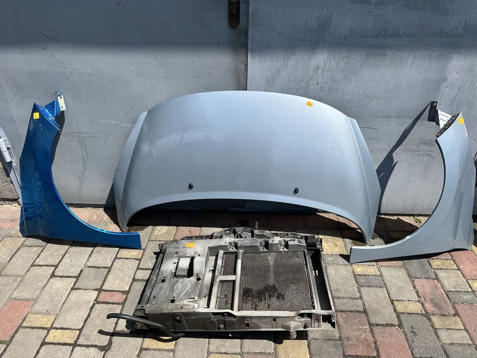 Капот Peugeot 207