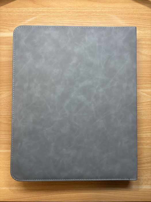 Top Loader Binder (Como Novo)