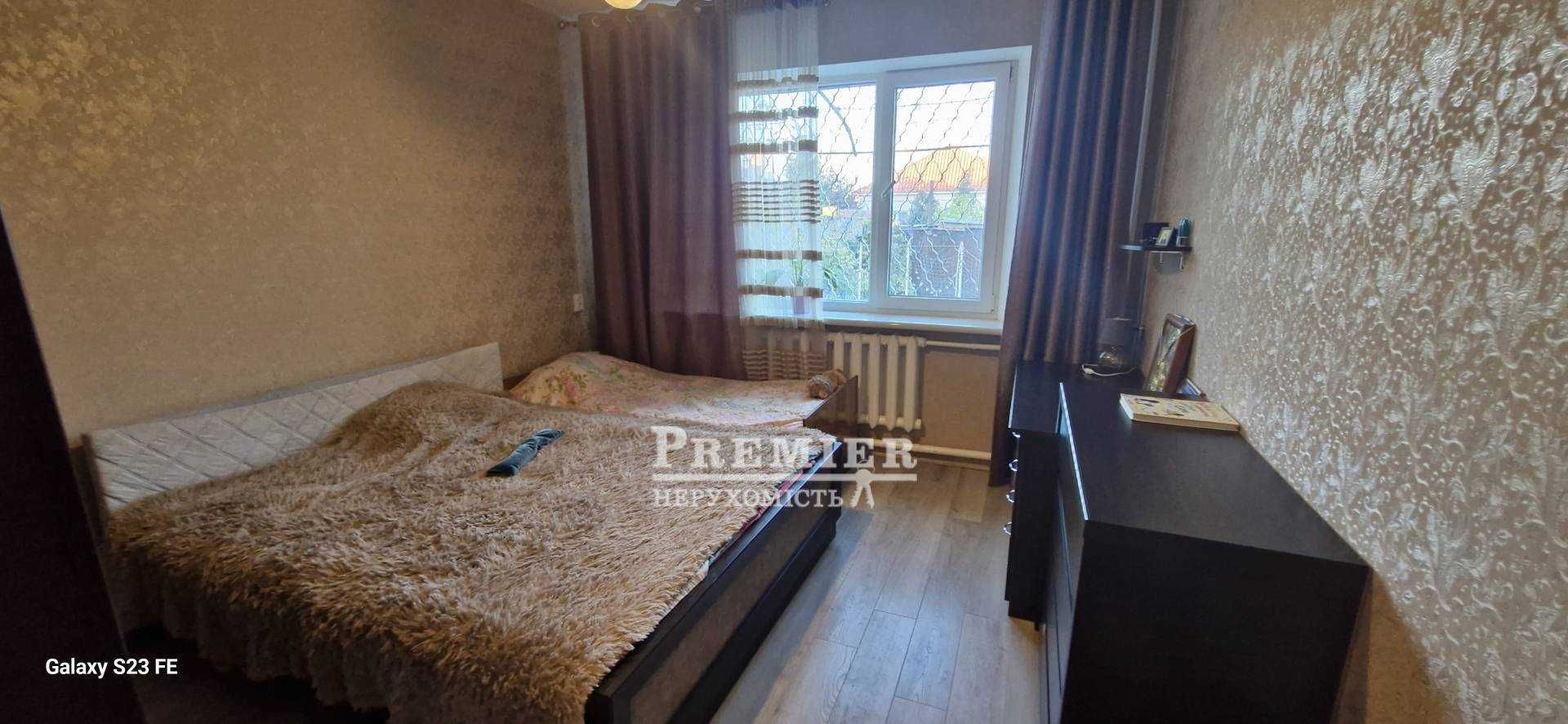 У продажу 2 поверх. будинок в центрі с. Молодіжне.