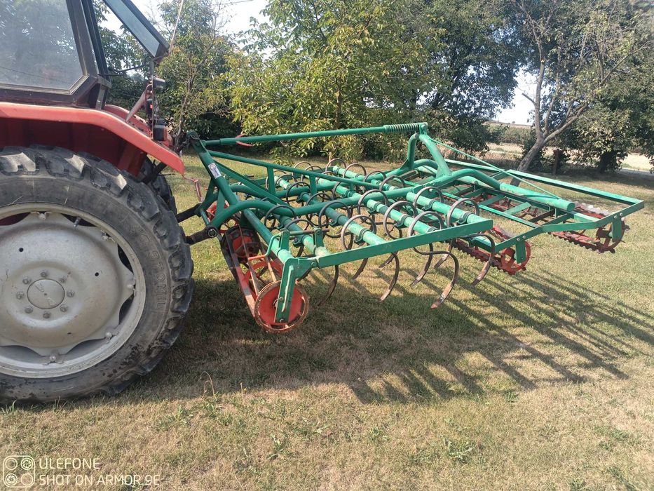 Przyczepa D-47 sztywna