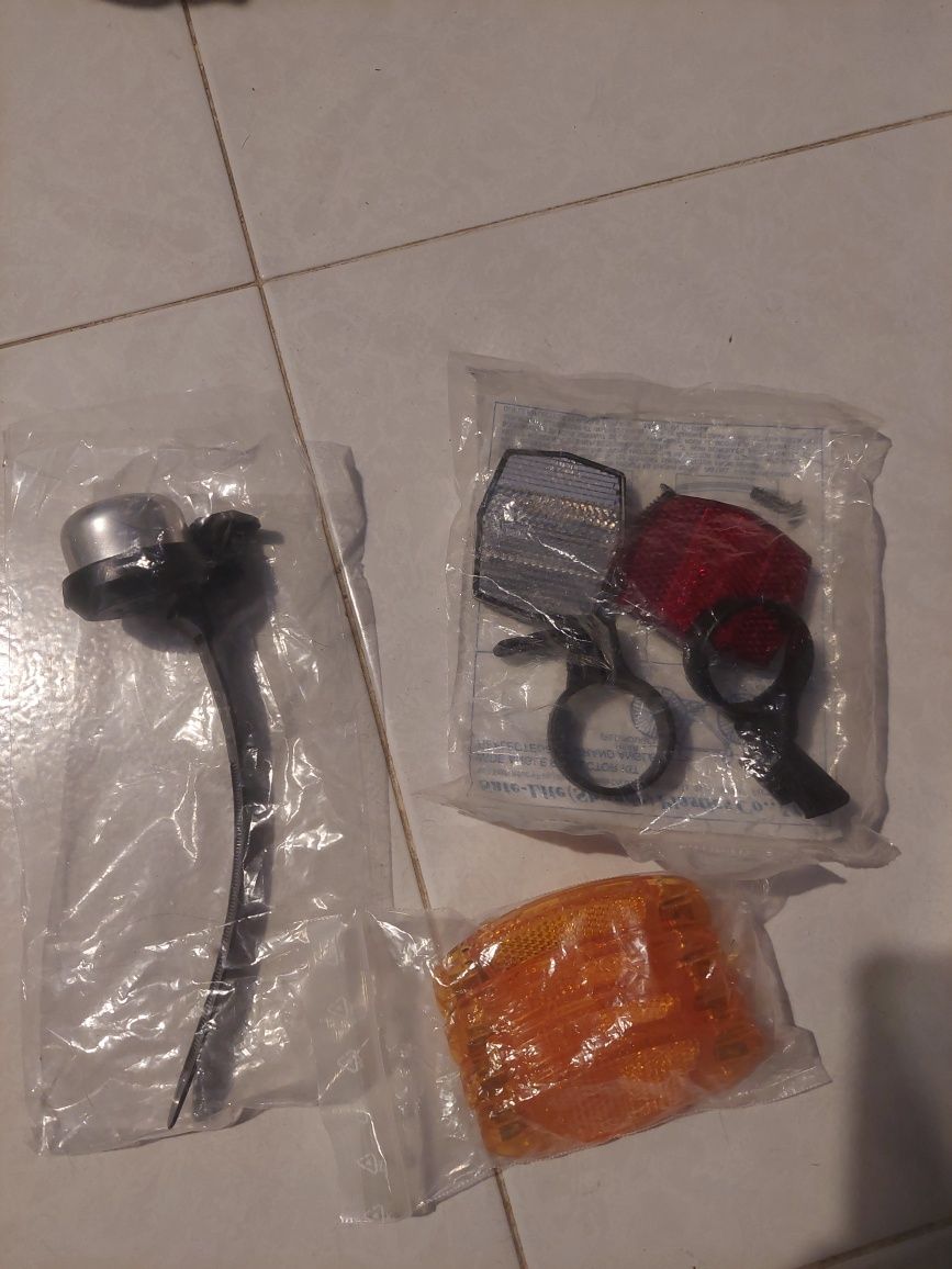 Encaixes go pro selfie stick e reflectores