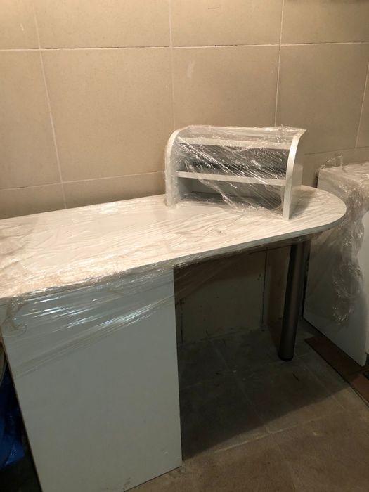 Стіл+ тумба для майстра з манікюру