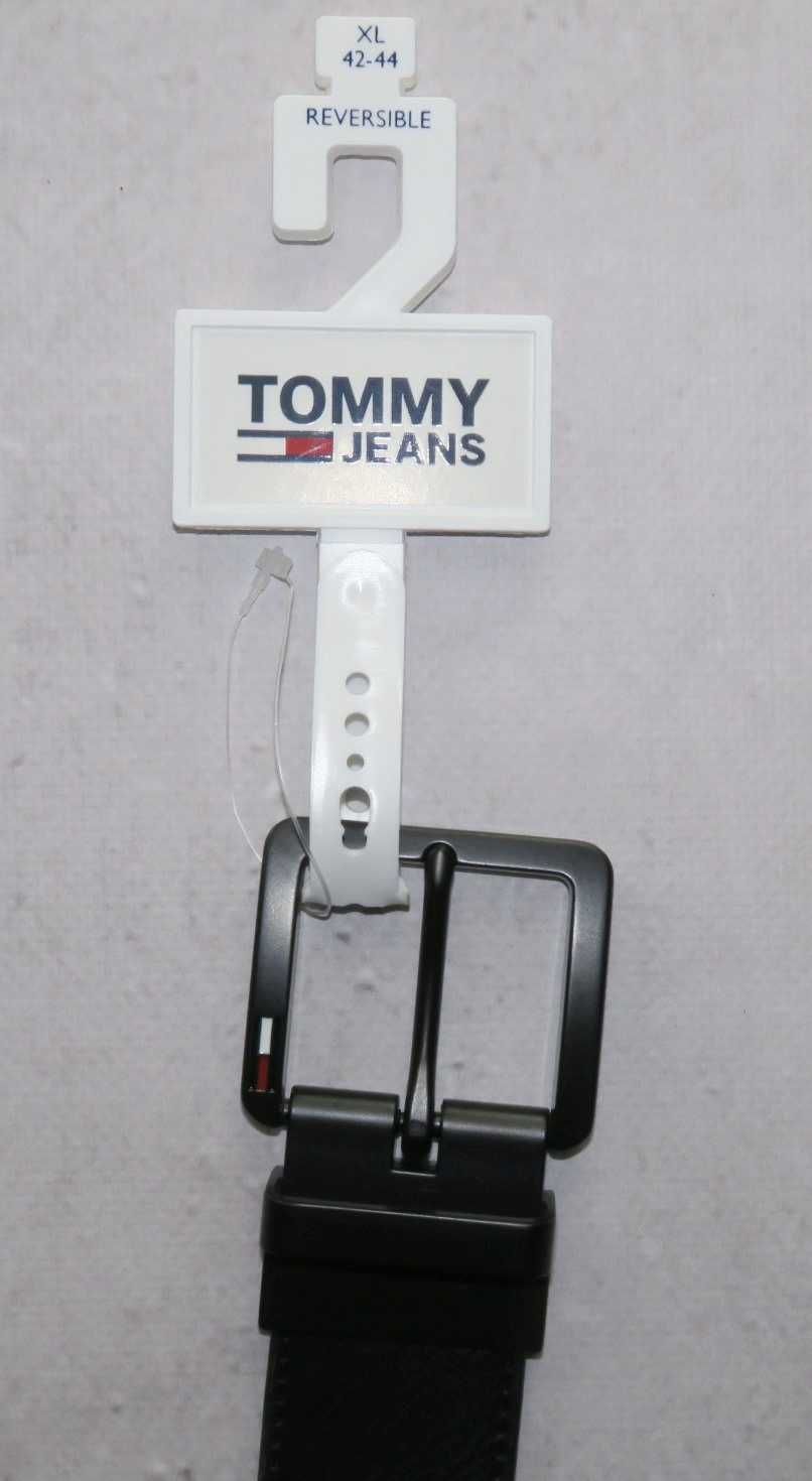 Tommy Hilfiger dwustronny pasek z matową klamrą skórzany 42/44