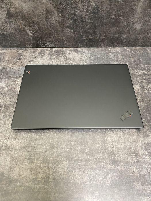 Lenovo ThinkPad X1 Carbon 7 Gen i7-8665u 16RAM 512SSD 14” IPS FHD АКБ!