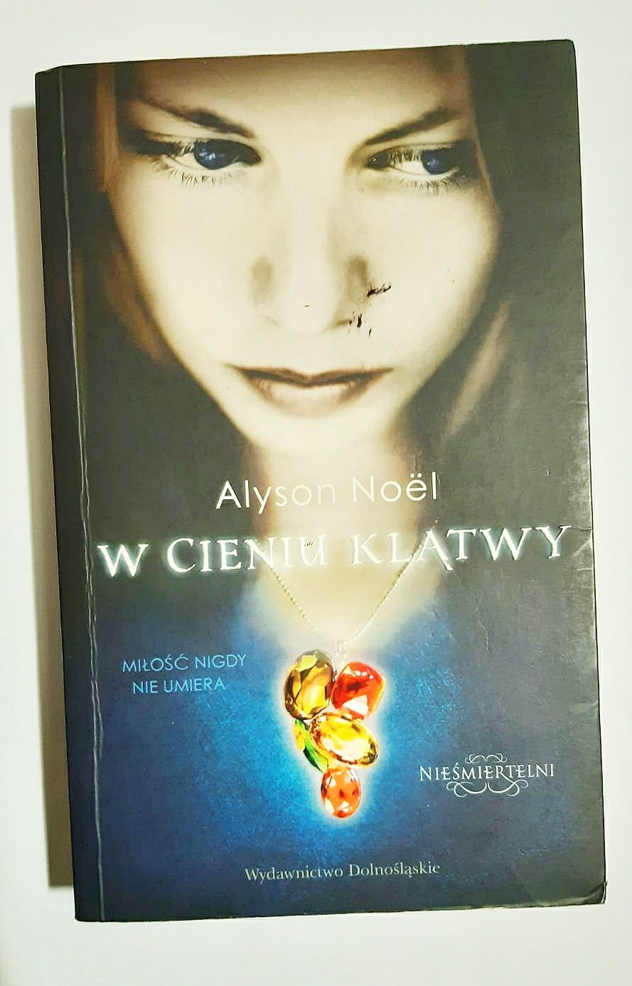 Alyson Noel w cieniu klątwy XX337