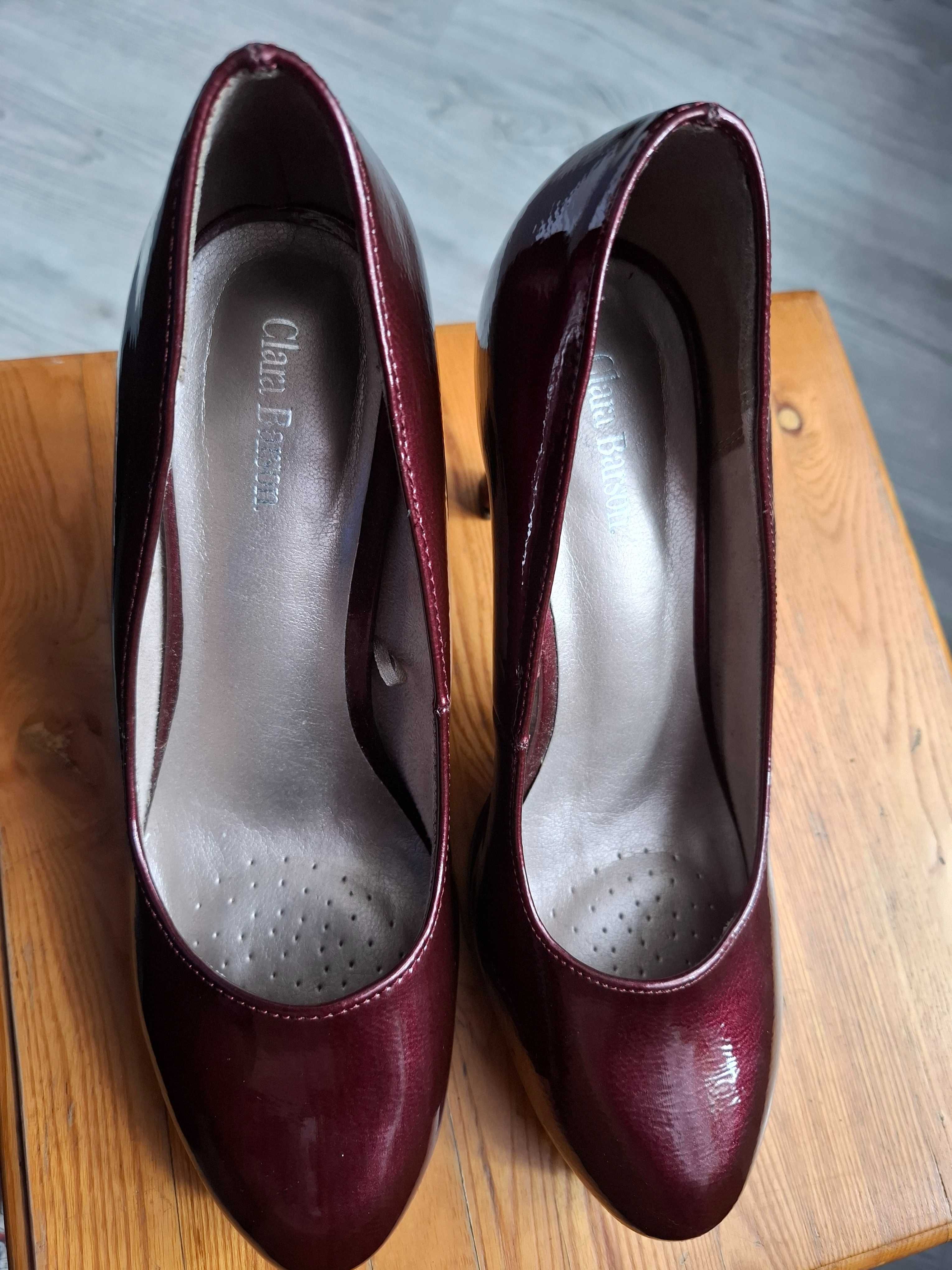Buty na obcasie  bordowe