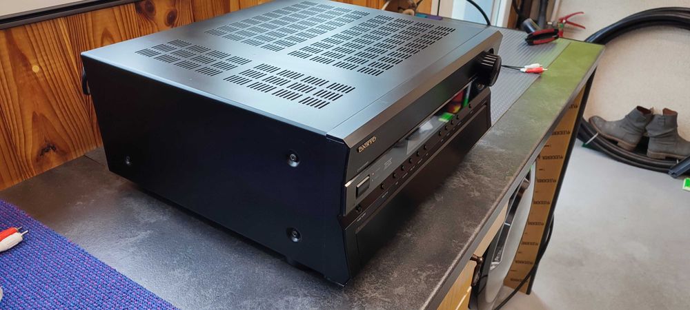 Amplituner Onkyo TX-sr806