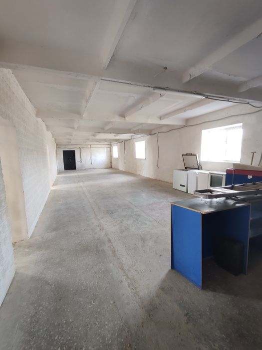 Продам складські приміщення в Білій криниці