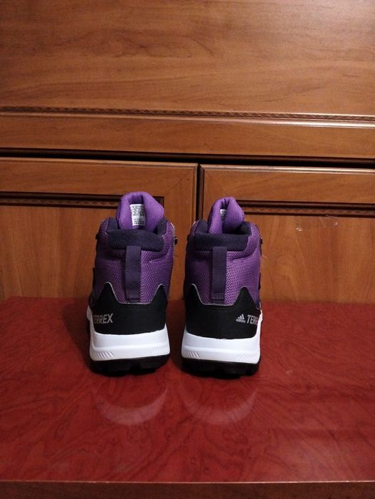 Взуття, кросівки Adidas Terrex Gore-Tex.