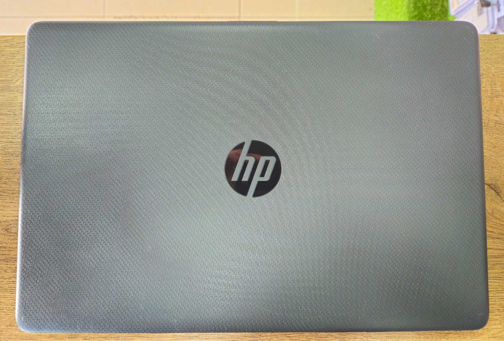 Ноутбук HP 255 G8 (15.6/IPS/AMD 3020e/8Gb/SSD 256GB/AMD Radeon Vega)