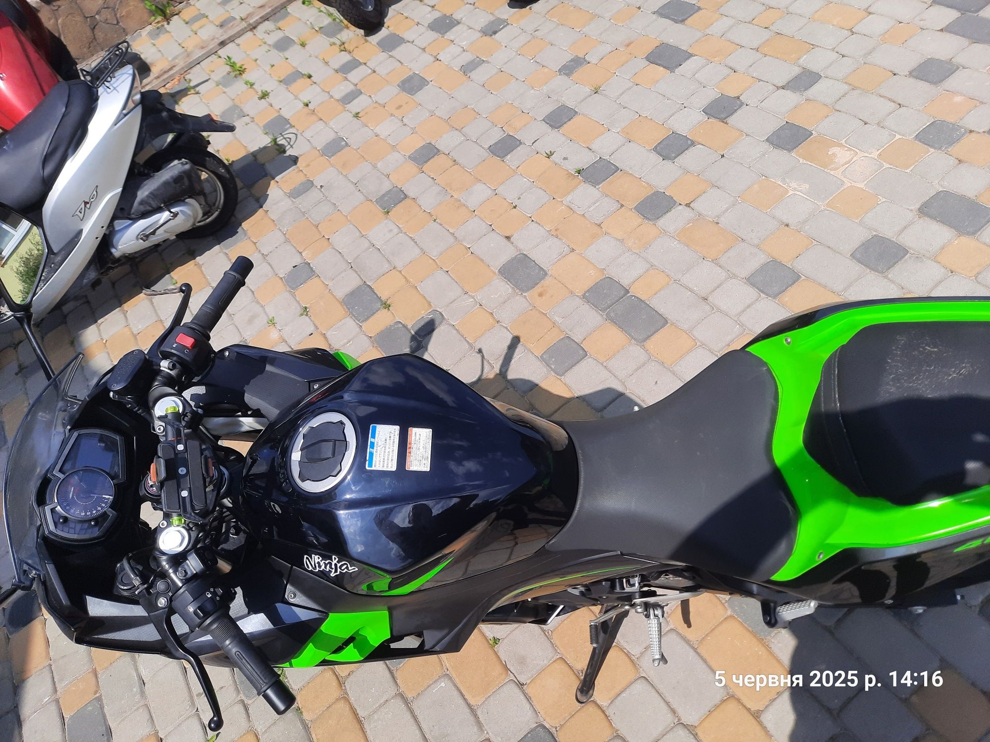 Kawasaki Ninja 400 2019
