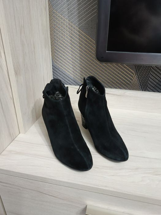 Ботильони, черевички р. 36