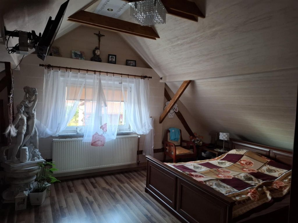 Ładny domek wolnostojący