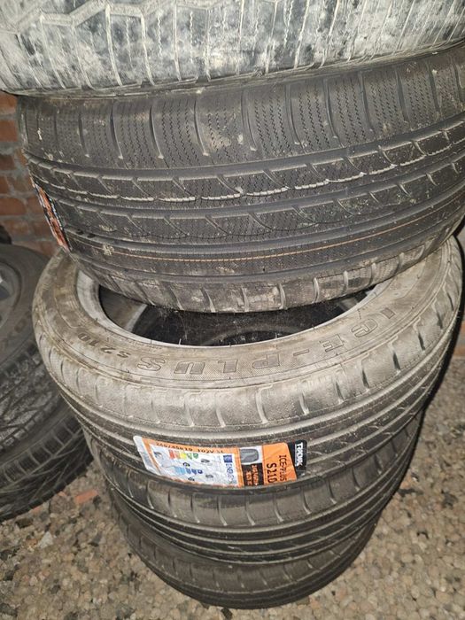 Зимова  резина 245/45 І 275/40 r19