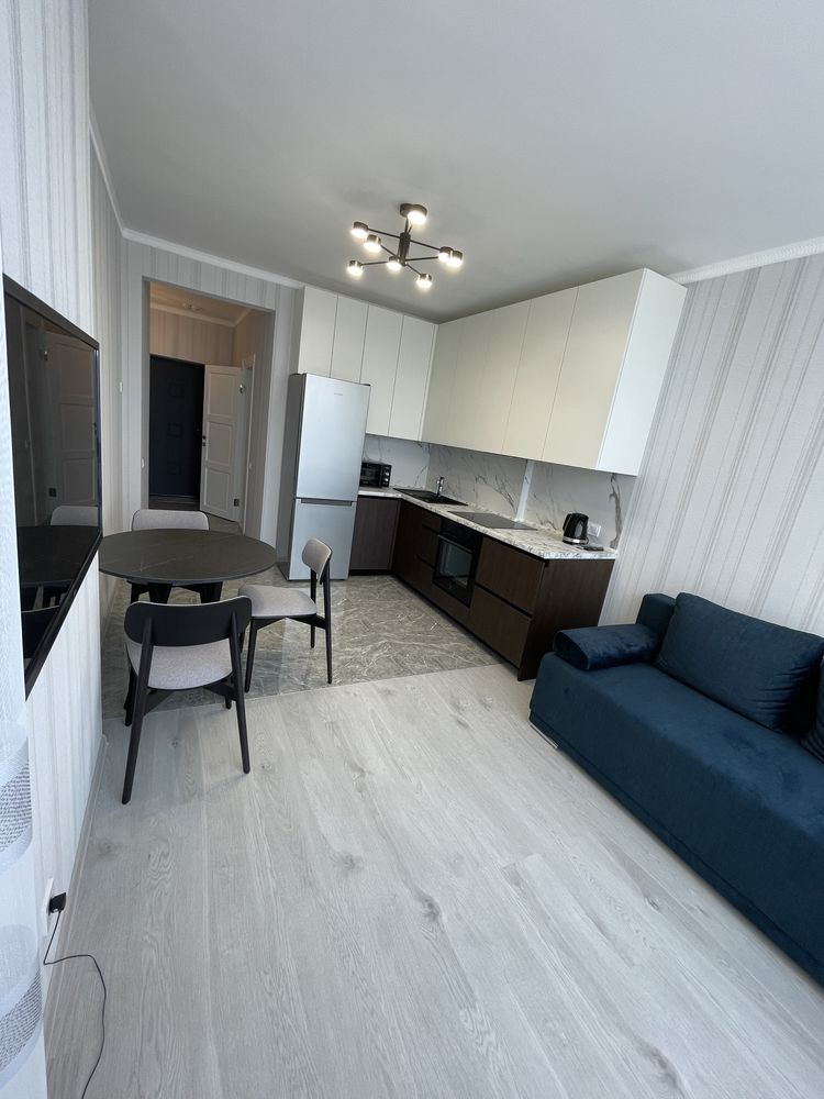 Перша здача ! ЖК Медовий, Кадетський гай, 10, нова 1 к.кв. 41 кв.м