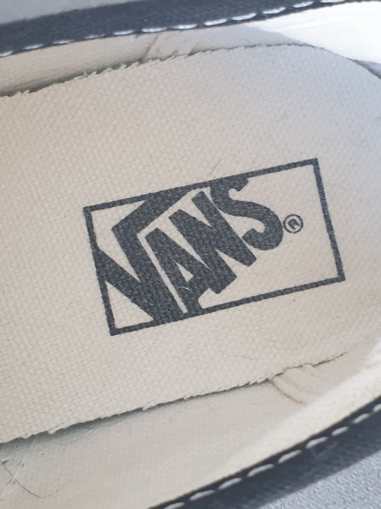 Vans Authentic Black