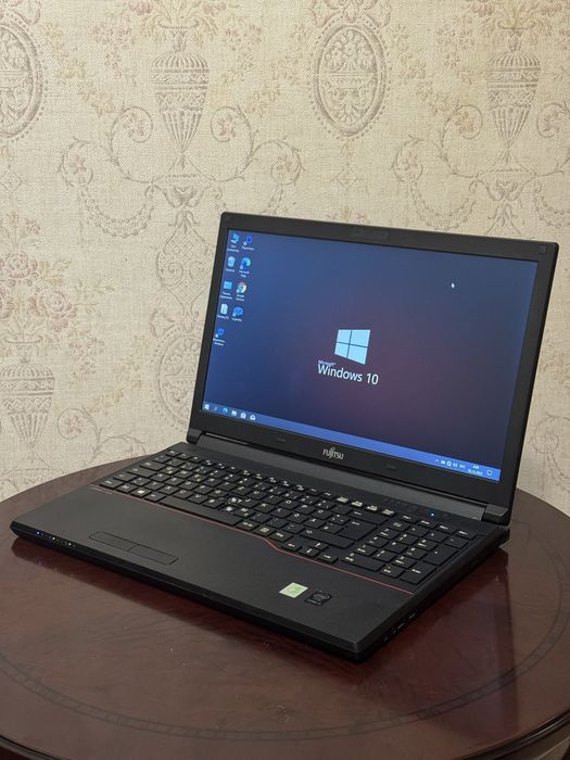 Ноутбук Fujitsu E554 i3 4th SSD 240GB