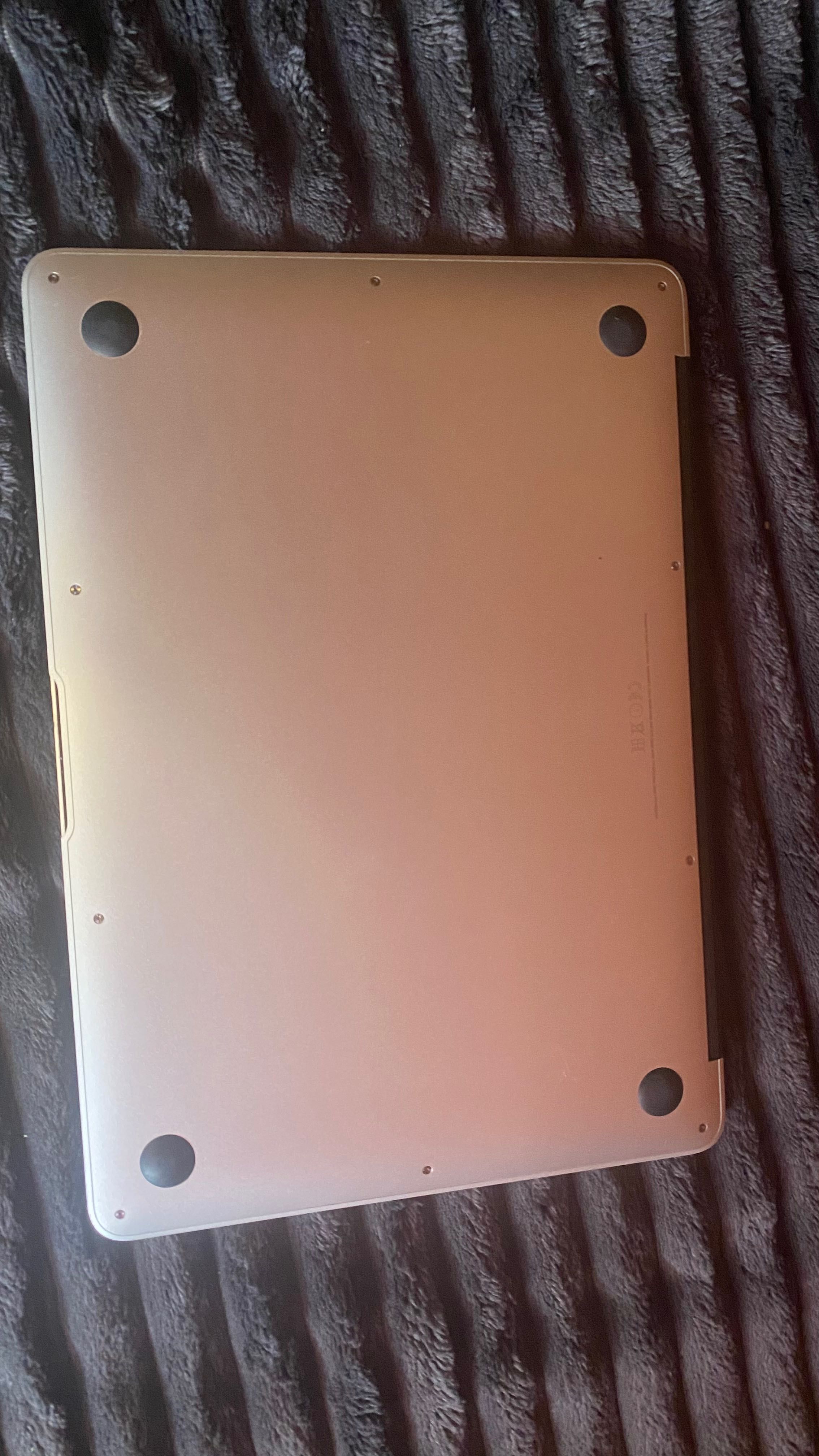 APPLE MacBook air A1466 (2017)