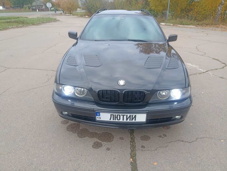 Продам BMW 5 E39 2.2 бензин