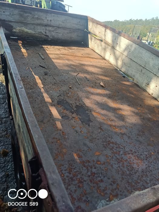 Reboque/atrelado para trator agricola