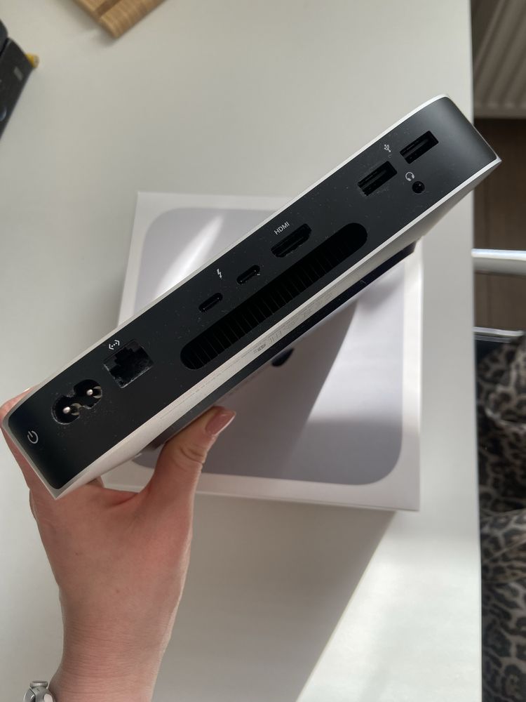 Mac Mini M2 16GB RAM