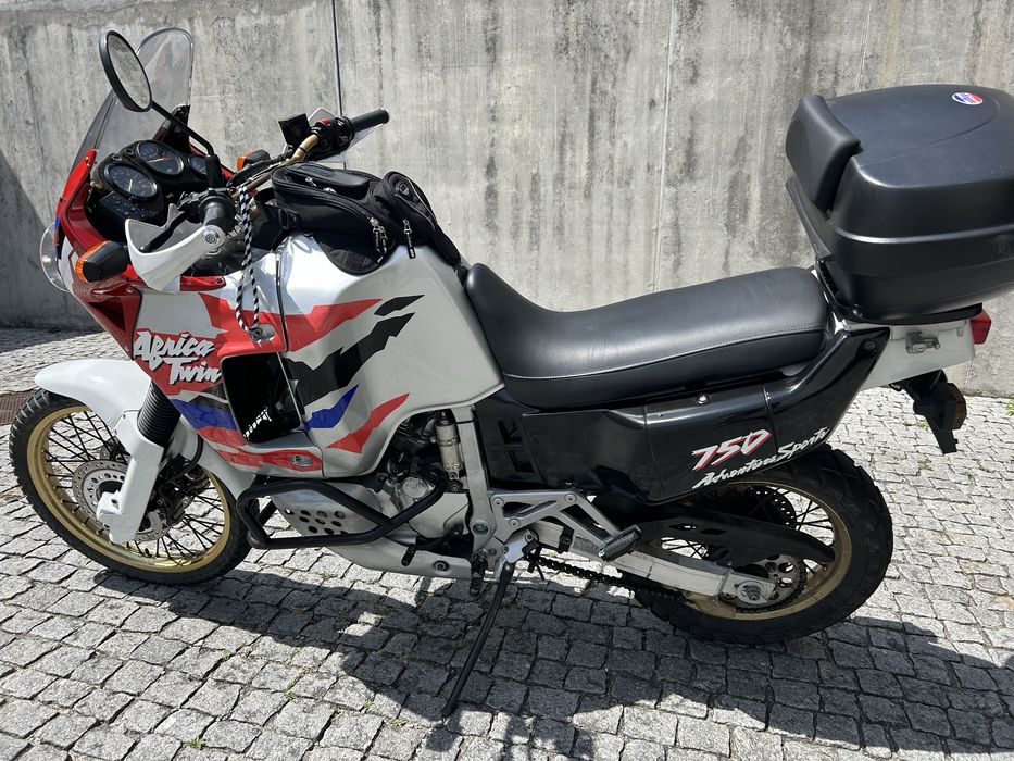 Honda Africa Twin XRV 750 RD04