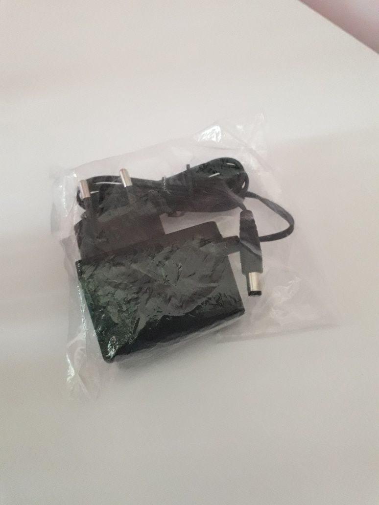 Блок живлення TP-Link 9V 0.6A 5.4W штекер 5.5x2.5 Black Original