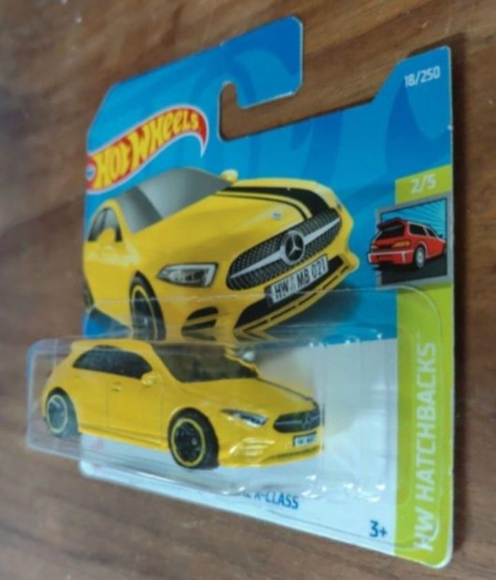 19 mercedes-benz A-class hot wheels